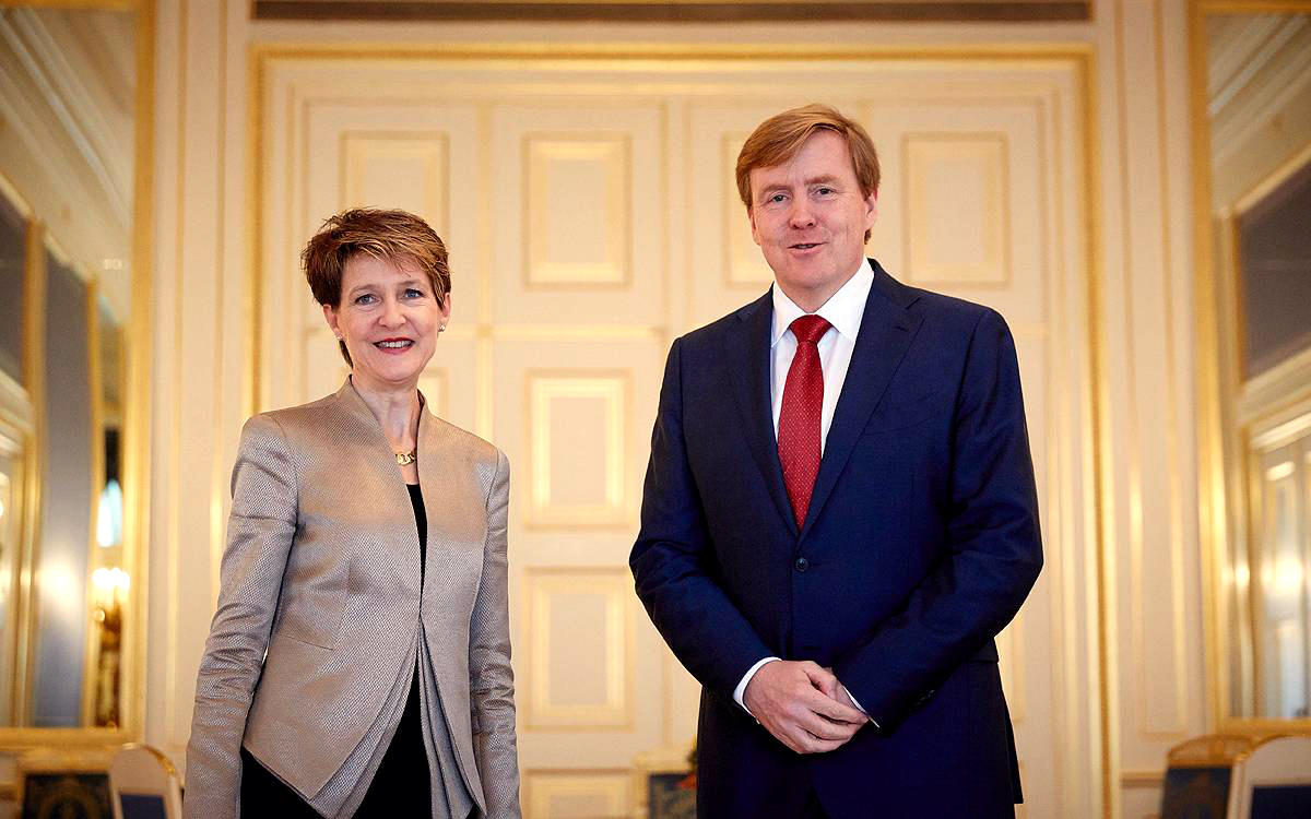 Le roi Willem-Alexander des Pays-Bas reçoit la présidente de la Confédération Simonetta Sommaruga